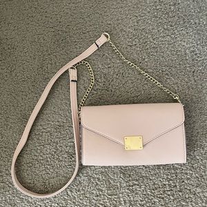 Express pink envelope bag
